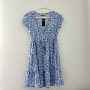 hollister light blue floral tiered wrap mini dress